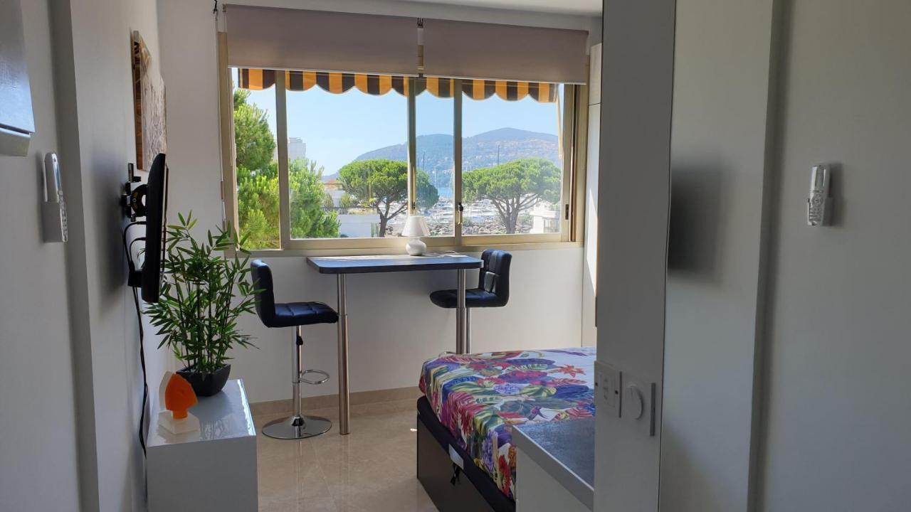 Garden And Beach Sea View Apartment Cannes Mandelieu-la-Napoule Exterior foto
